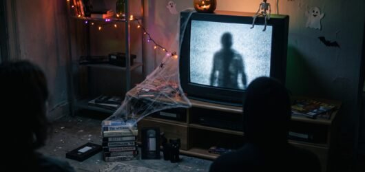 Halloween no Indieverso: 10 Filmes de Terror Indie para Assistir em Outubro